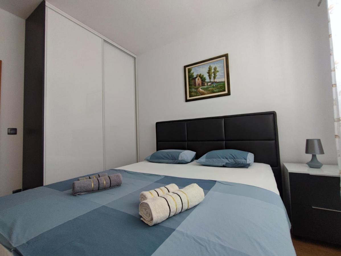 Apartment With Sea View Baska Voda Exterior photo